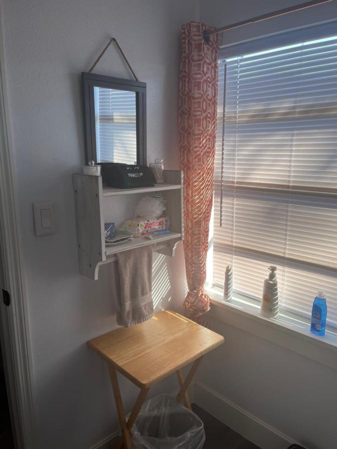 Single Room With Twin Bed On Private Property Eustis Bagian luar foto