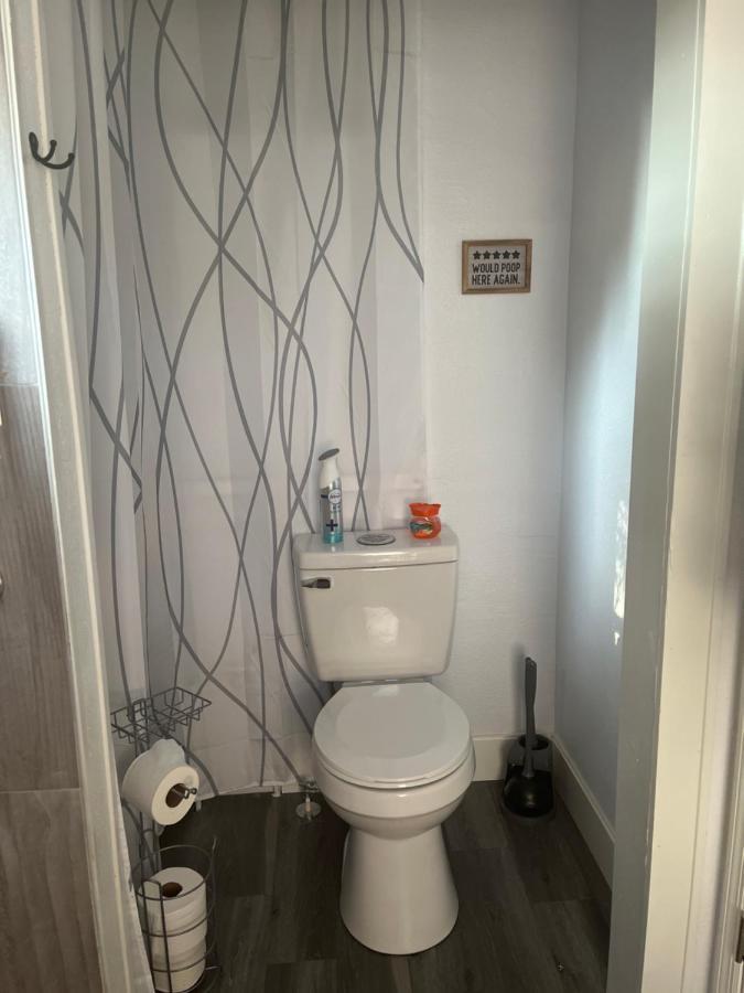 Single Room With Twin Bed On Private Property Eustis Bagian luar foto